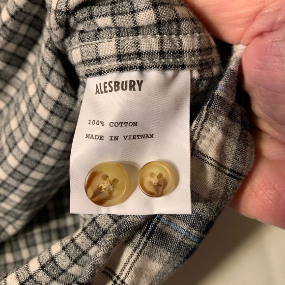 EUC Shirt: Plaid, Flannel, Button Down, Alesbury - Picture 5 of 9